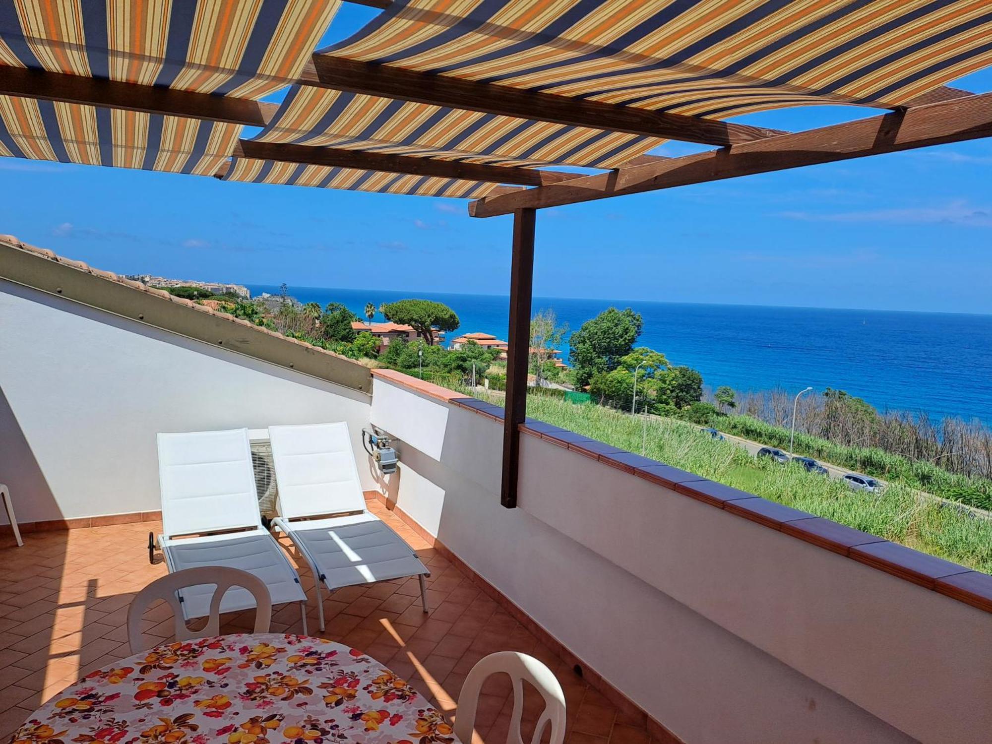 Terrazza Michelino Apartment Parghelia Ngoại thất bức ảnh