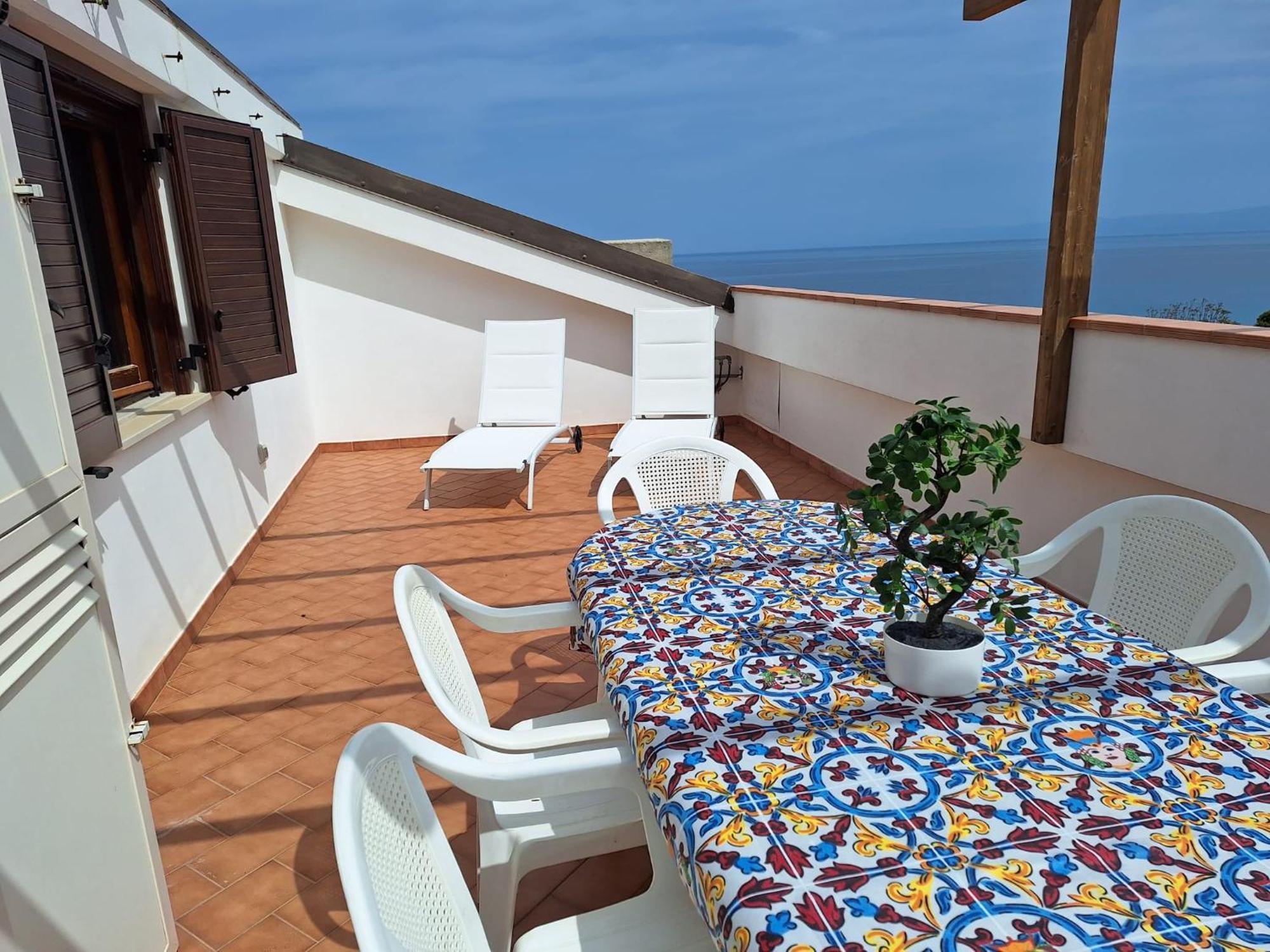 Terrazza Michelino Apartment Parghelia Ngoại thất bức ảnh